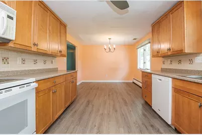 43 Catherine Dr, Peabody, MA 01960 - Photo 14