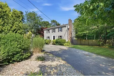 106 Bourne Rd, Plymouth, MA 02360 - Photo 4
