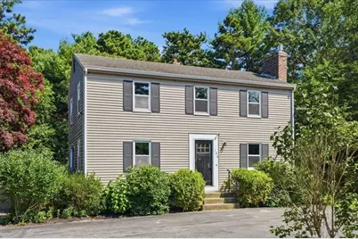 106 Bourne Rd, Plymouth, MA 02360 - Photo 2