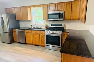 95 Meadow St, Framingham, MA 01701 - Photo 2
