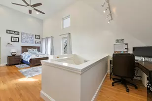 492 Beacon St, Boston, MA 02115 - Photo 18