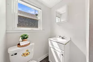 231 County St, Fall River, MA 02723 - Photo 12