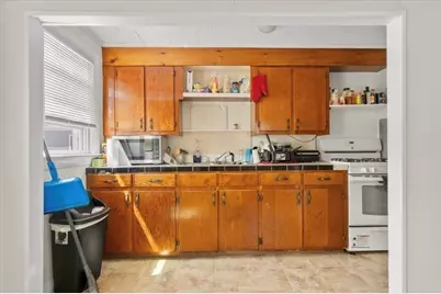 231 County St, Fall River, MA 02723 - Photo 30