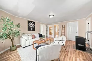 231 County St, Fall River, MA 02723 - Photo 8