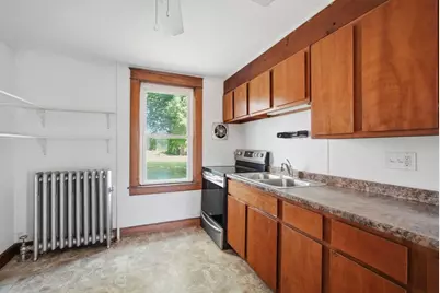 98 Stockbridge Rd, Hadley, MA 01002 - Photo 12
