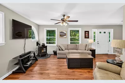 170 Queen Lake Rd, Phillipston, MA 01331 - Photo 8