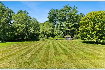 360 W Washington St, Hanson, MA 02341 - Photo 10