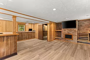 360 W Washington St, Hanson, MA 02341 - Photo 38