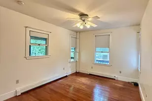 39 Newtonville Ave, Newton, MA 02458 - Photo 4