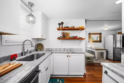 147 Sycamore St, New Bedford, MA 02740 - Photo 6