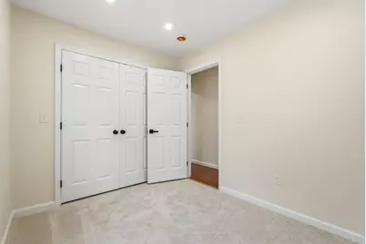 44-42 Gilbert Ave, Springfield, MA 01119 - Photo 20