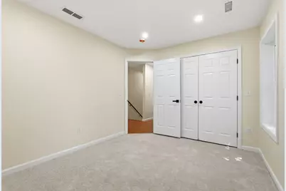 44-42 Gilbert Ave, Springfield, MA 01119 - Photo 12