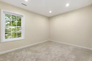 44-42 Gilbert Ave, Springfield, MA 01119 - Photo 14