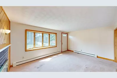 43 Pratt St, Tewksbury, MA 01876 - Photo 8