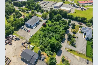 Lot 63 Faunce Corner Rd #433, Dartmouth, MA 02747 - Photo 8