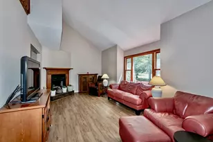 419 Southwick Rd, Westfield, MA 01085 - Photo 4