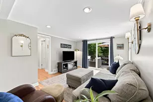17 Savoy Ave, East Longmeadow, MA 01028 - Photo 10