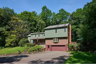 93 Arch St, Northampton, MA 01053 - Photo 2