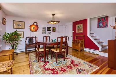 93 Arch St, Northampton, MA 01053 - Photo 4