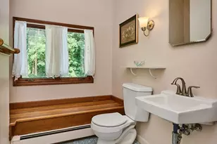 93 Arch St, Northampton, MA 01053 - Photo 30