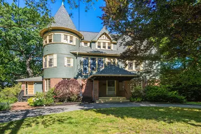 379 Central, Newton, MA 02466 - Photo 2
