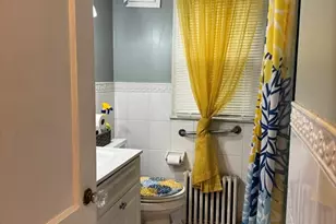 45 Thompkins Ave, East Longmeadow, MA 01028 - Photo 8