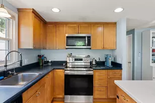195 Glenellen Rd, Boston, MA 02132 - Photo 8