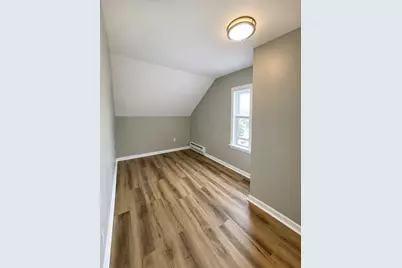 23 Brow St #3E, Fall River, MA 02721 - Photo 6