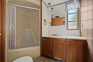 121 Mayflower Ave, Taunton, MA 02780 - Photo 16