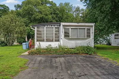 121 Mayflower Ave, Taunton, MA 02780 - Photo 2