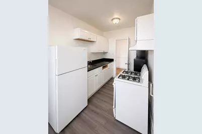 10 Yeamans St #29, Revere, MA 02151 - Photo 2