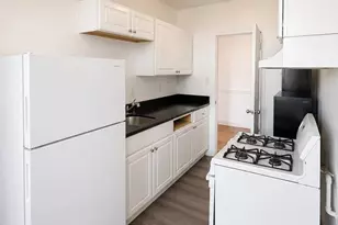 10 Yeamans St, Revere, MA 02151 - Photo 2