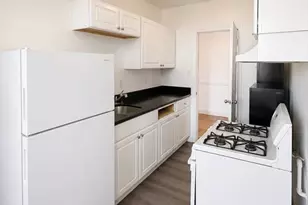 10 Yeamans St, Revere, MA 02151 - Photo 2