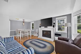462 Chestnut St, Needham, MA 02492 - Photo 10
