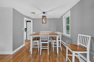 462 Chestnut St, Needham, MA 02492 - Photo 14