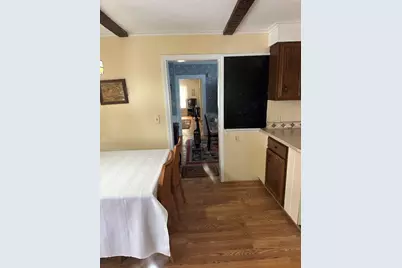 30 School St, East Longmeadow, MA 01028 - Photo 6