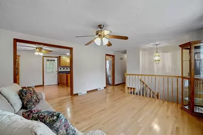 25 Jionzo Rd, Milford, MA 01757 - Photo 10
