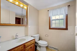 25 Jionzo Rd, Milford, MA 01757 - Photo 22