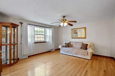 25 Jionzo Rd, Milford, MA 01757 - Photo 8