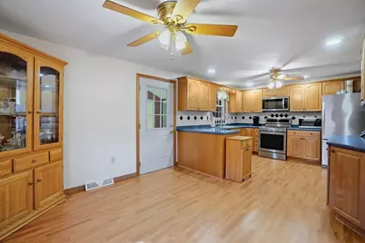 25 Jionzo Rd, Milford, MA 01757 - Photo 6