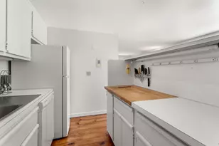 21 Mill Rd, Falmouth, MA 02540 - Photo 10