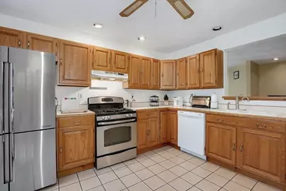 112 Kinnaird St #112, Cambridge, MA 02139 - Photo 4