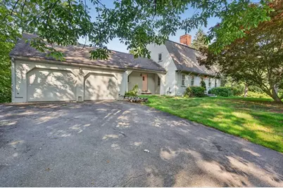 36 Woodland Rd, Andover, MA 01810 - Photo 2