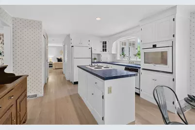 36 Woodland Rd, Andover, MA 01810 - Photo 8
