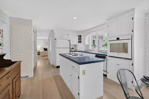36 Woodland Rd, Andover, MA 01810 - Photo 8