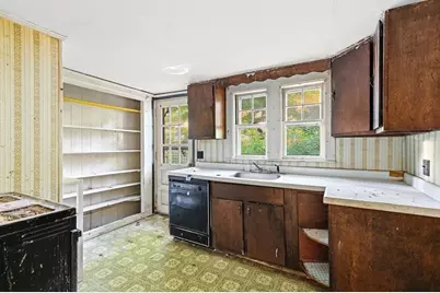 126 Lakehurst Ave, Weymouth, MA 02189 - Photo 12