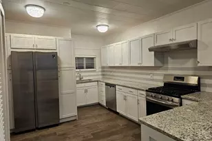 74 Common St, Barre, MA 01005 - Photo 6