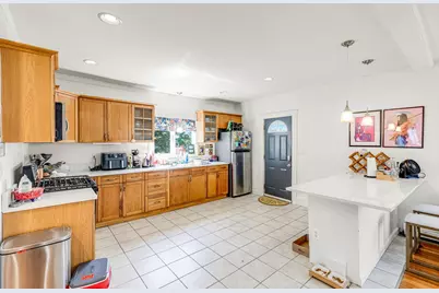 24 Blaisdell St, Haverhill, MA 01832 - Photo 18