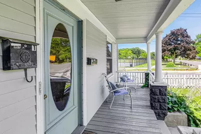 24 Blaisdell St, Haverhill, MA 01832 - Photo 8