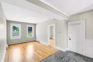 24 Blaisdell St, Haverhill, MA 01832 - Photo 14